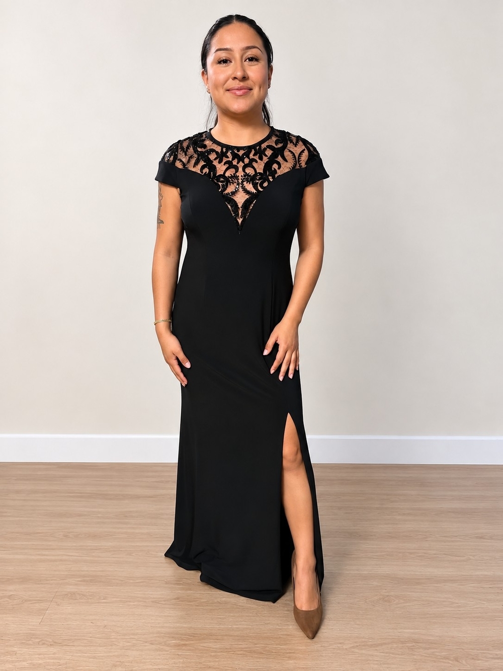 Adrianna Papell Black Lace & Sequin Formal Maxi Dress – Size 10 NWOT